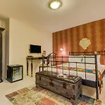 Kore Hotel 4*