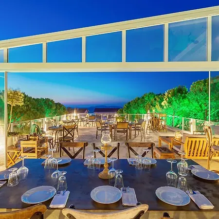 Hotell Kore Çeşme