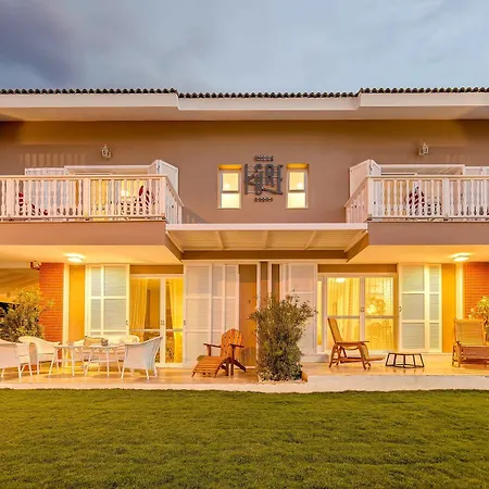 Hotell Kore Çeşme